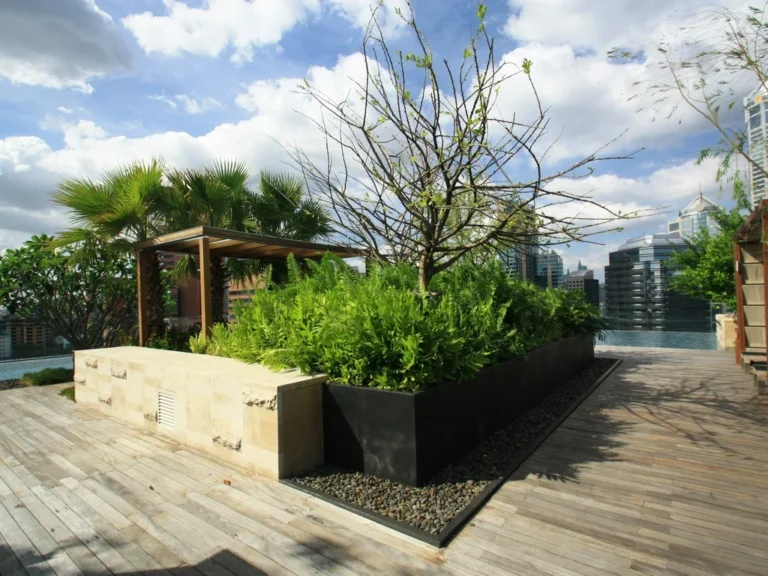 Prive20Facility2012